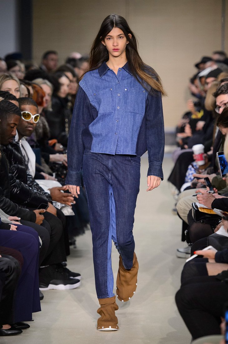 5 سراويل جينز أساسيّة لموسم الخريف
