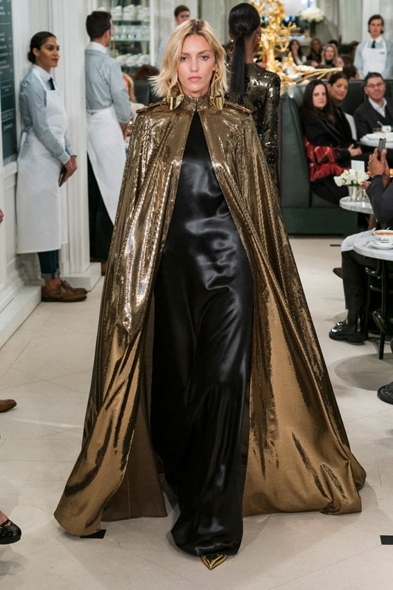 إيلي صعب<br />
&nbsp;