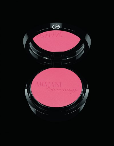 Armani Runway Spring-Summer 2016 Makeup Collection
