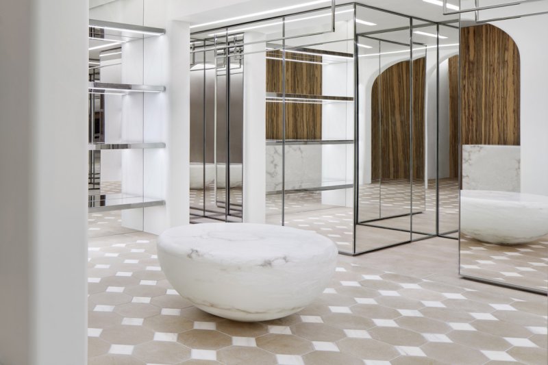 Saint-Tropez Welcomes Saint Laurent Boutique
