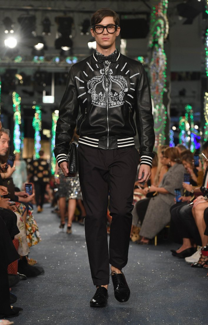 أقراط من مجموعة&nbsp;<span dir=LTR>Exceptional Gemstones</span>&nbsp;&nbsp;&nbsp;<br />
&nbsp;