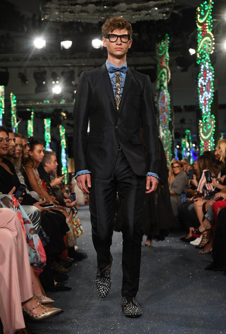 ديور<br />
&nbsp;