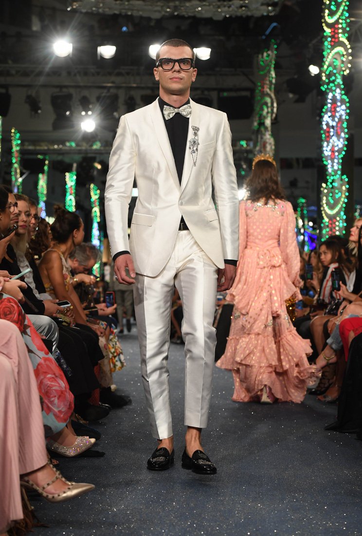 كوتور أزارو<br />
&nbsp;