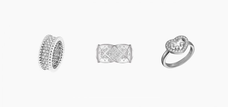 <strong>Set 4 </strong><br />
CHANEL’s Coco Crush ring on your thumb<br />
Chopard’s Happy Diamonds Icons ring on your index<br />
Van Cleef& Arpels’Perlée ring on your ring finger