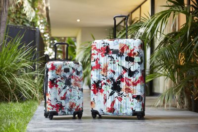 قومي بجولة حول العالم بأسلوب متماشٍ مع الموضة
