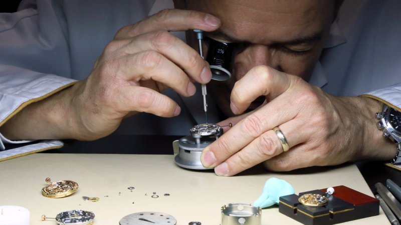 Salon des Grandes Complications Debuts in KSA
