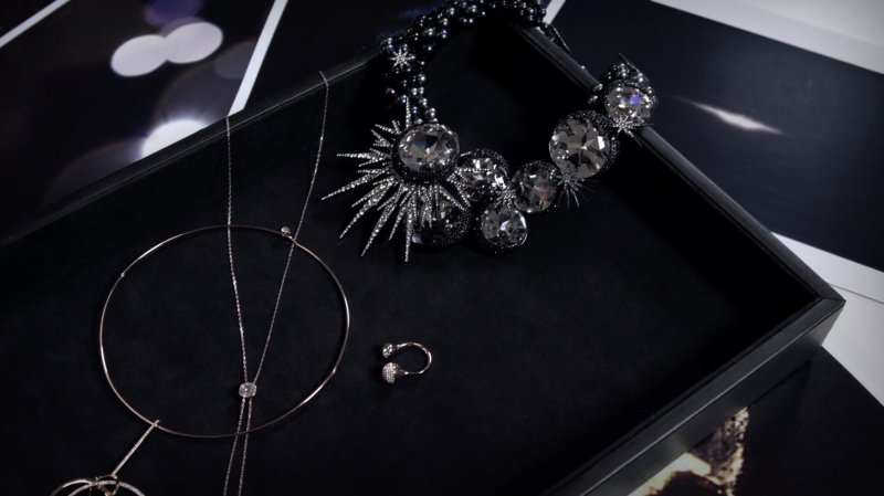 Swarovski&rsquo;s Crystal Galaxy Collection Debuts in Dubai
