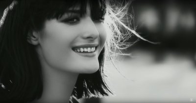 شانيل تكشف عن ساعة Premi&egrave;re Boy Tweed الجديدة
