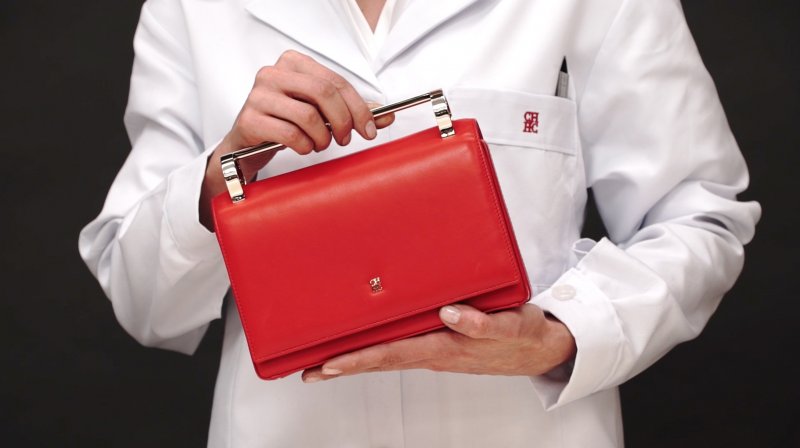 Savoir-Faire Behind CH Carolina Herrera’s Insignia Bag
