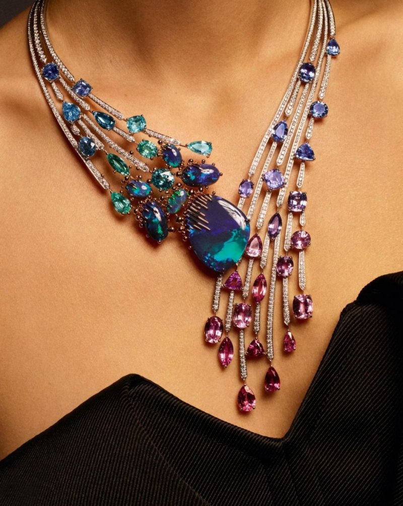 Exquisitely Shining at Your Wedding
