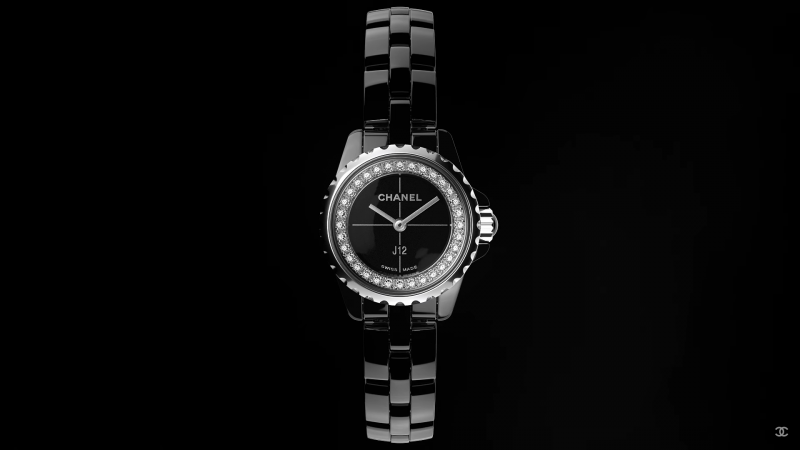 Chanel Introduces a New J12∙XS
