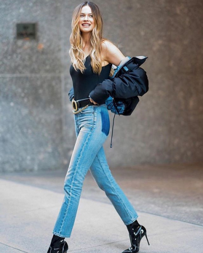 The Mom Jeans That Work With Everything
