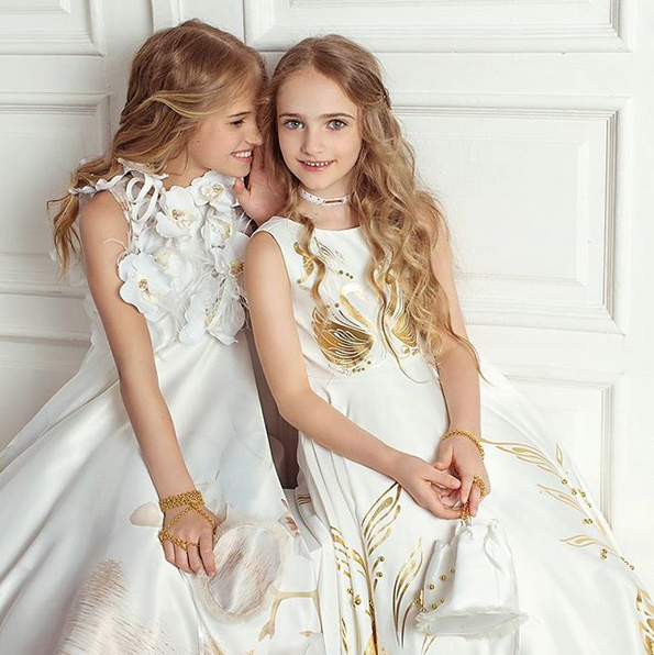 A Pendant Is All It Takes for a Little Girl to Shine
