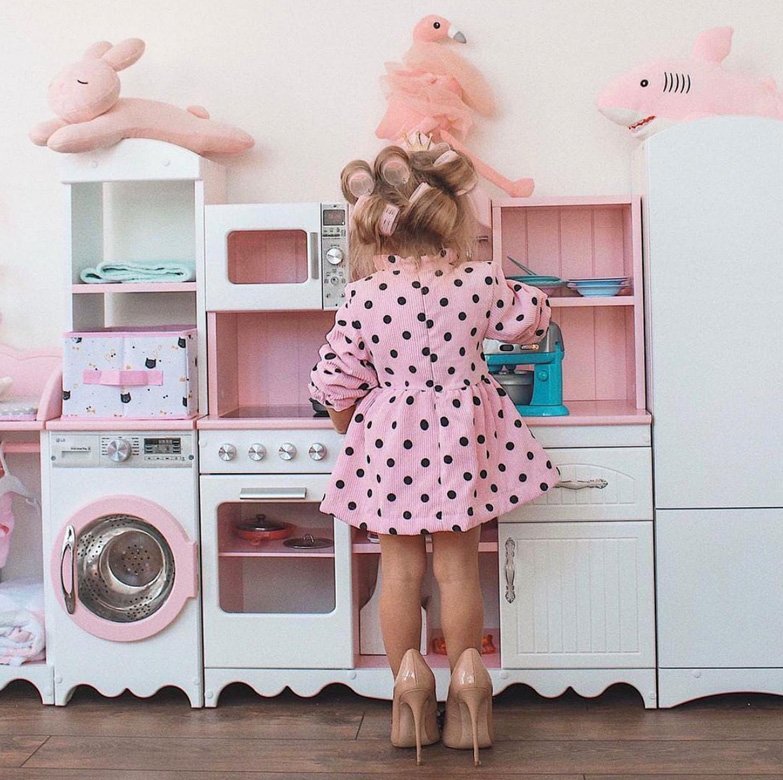 إعرفي كيفيّة تنسيق إطلالات أولادك بطرق سهلة
