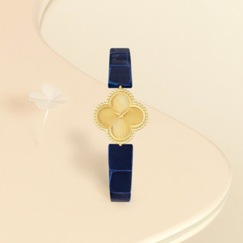 Time in Flowers
