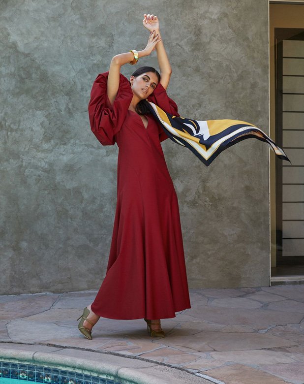 8 Silk Scarves to Complete your Modest Look
