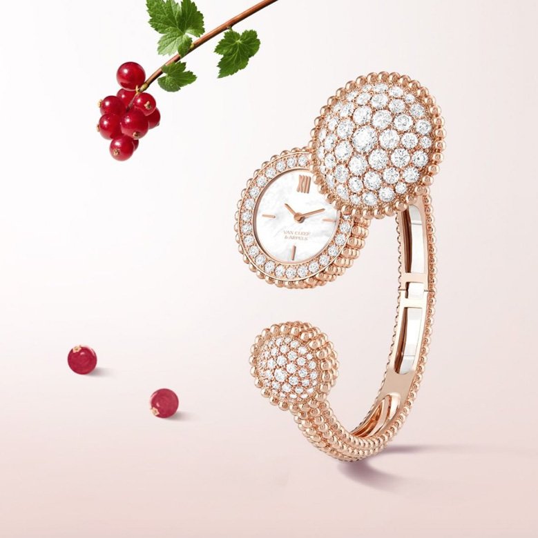 Everything Sparkles This Season, Even Time!
