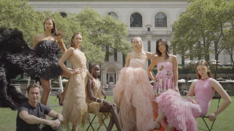 Nature Is Reborn with Oscar De La Renta’s Spring-Summer 2022 Collection
