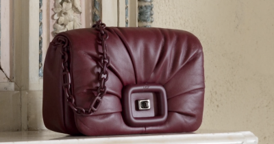 Roger Vivier’s Viv’ Choc Bag and Viv’ Canard Pumps, Icons in the World of Accessories