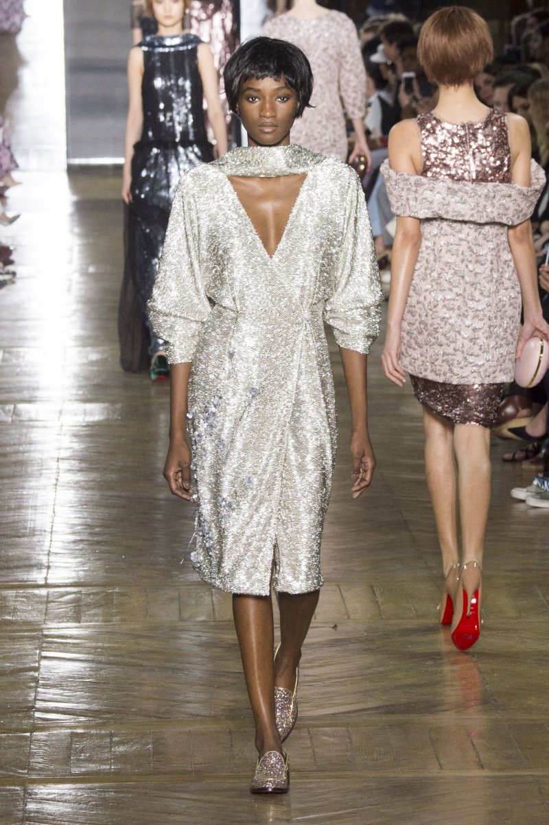 عطر Les Heures Voyageuses Oud &amp; Musc<br />
&nbsp;