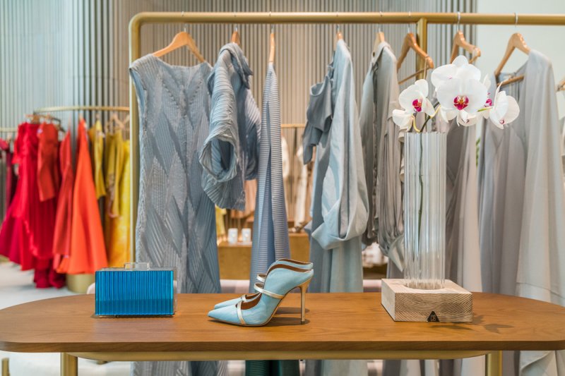 <strong>شانيل </strong><strong><span dir=LTR>CHANEL</span></strong><strong>، </strong>مستحضر <span dir=LTR>UV Essential </span><span dir=LTR>Multi-Protection Daily Defense Sunscreen Anti-Pollution Broad Spectrum SPF 50</span><br />
&nbsp;