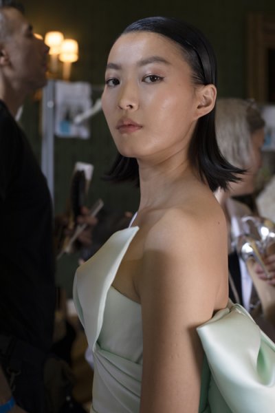 Tamara Ralph Brings an Unparalleled Vibrancy to Haute Couture
