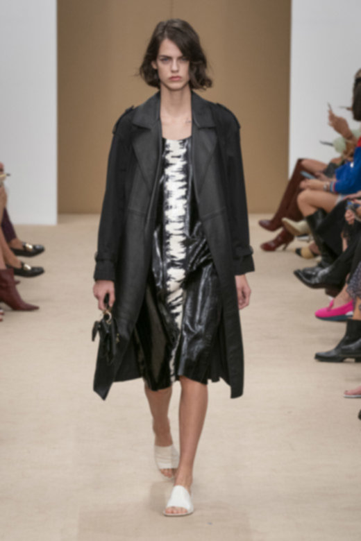 علبة ظلال العيون&nbsp;<span dir=LTR>Art Library Nude Model</span>&nbsp;من&nbsp;<strong>ماك كوزمتيكس</strong><br />
&nbsp;