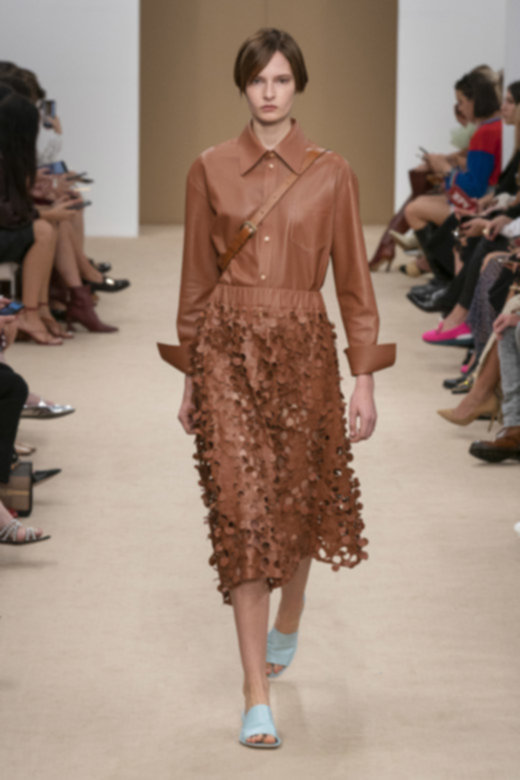 خاتم&nbsp;<span dir=LTR>Serpenti Viper</span>&nbsp;المزدوج اللفة المصنوع من الذهب الأبيض والمرصّع بالألماس&nbsp;&nbsp;&nbsp;<br />
&nbsp;