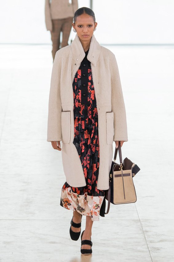 ستيلا مكارتني<br />
&nbsp;