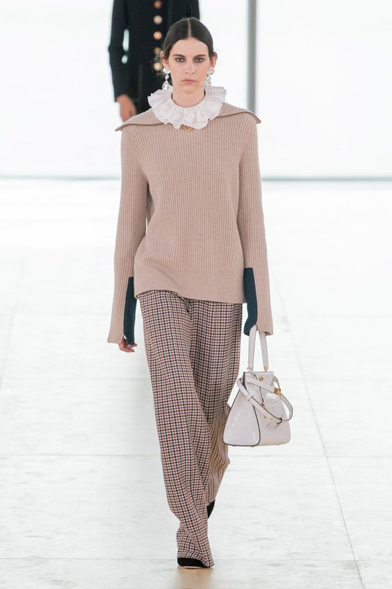 ألكسندر ماكوين<br />
&nbsp;