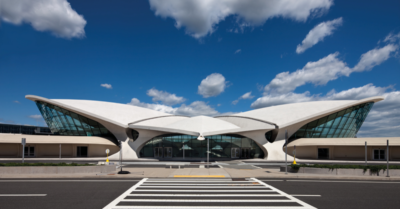 بثّ حيّ &ndash; عرض مجموعة كروز 2020 من لويس فويتون
