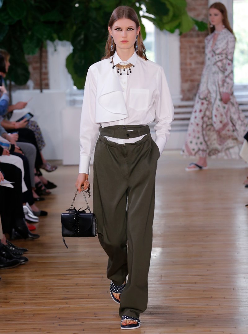 فالنتينو تعرض مجموعة كروز 2018 في نيويورك
