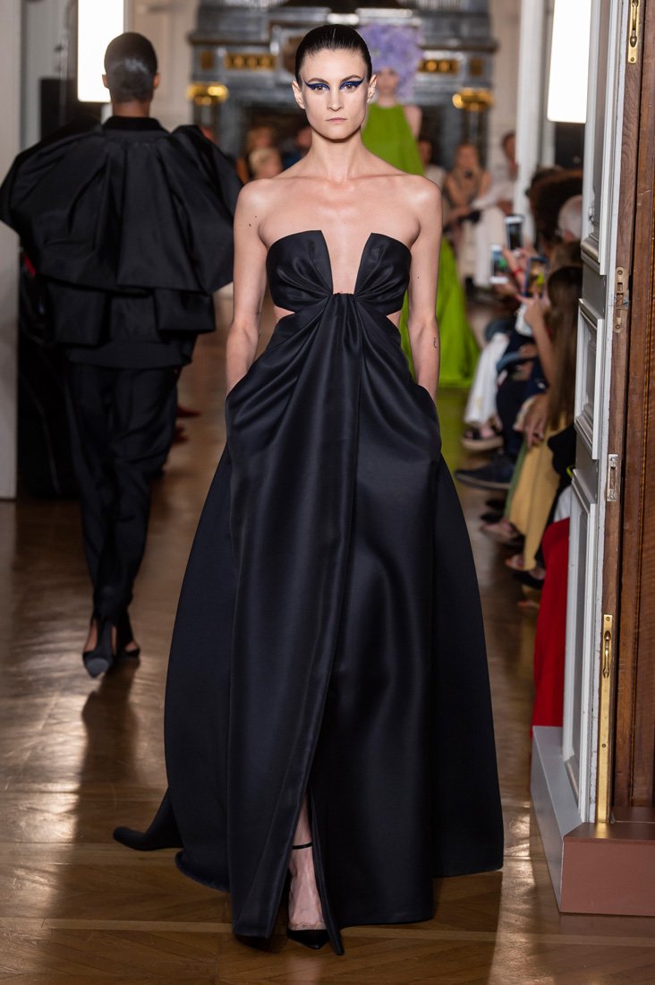 Valentino black dress 2018 2025