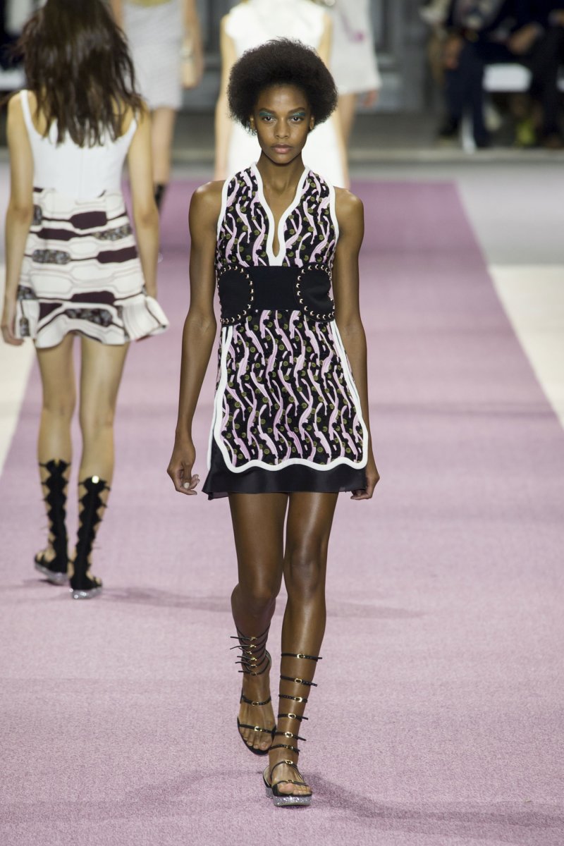 من مجموعة كوتور غو بي