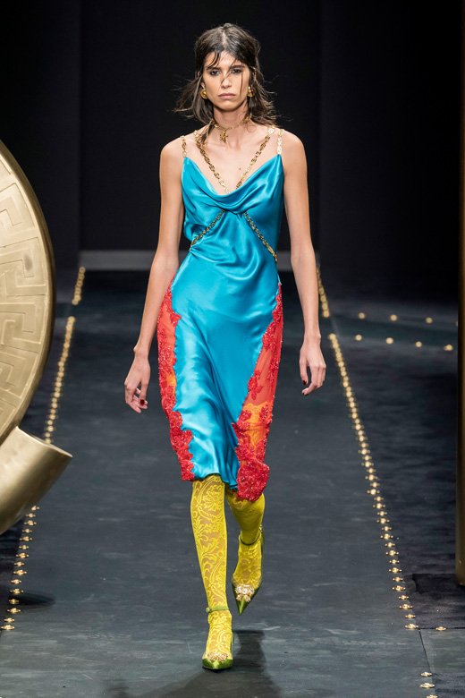 علامة&nbsp;<span dir=LTR>Phi Clothing</span><br />
&nbsp;