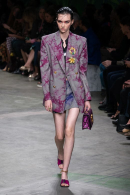 عطر&nbsp;<span dir=LTR>Dolce Garden</span>&nbsp;من&nbsp;<strong>دولتشي أند غابانا</strong><br />
&nbsp;