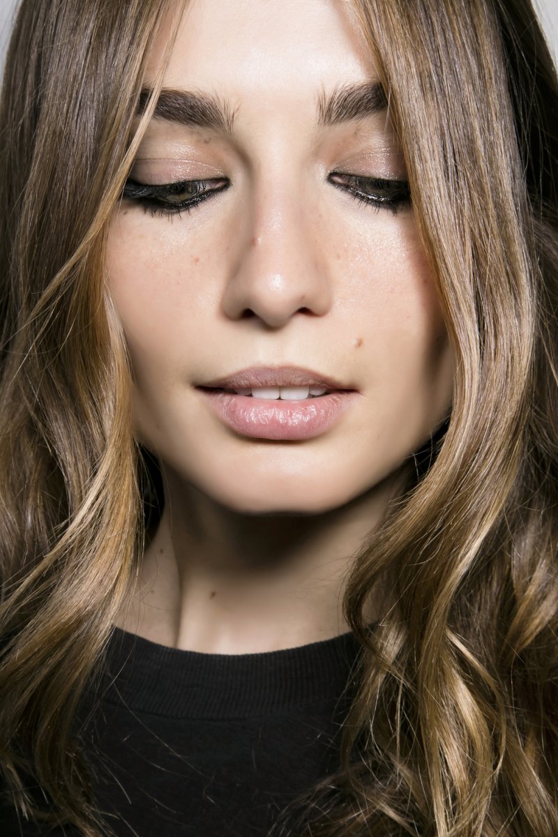 Beauty Tip of the Week - Covering Pimples and Spots
