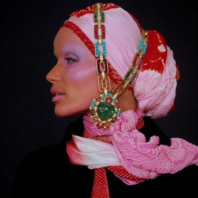بولغري تتعاون مع شركة The Luxury Hive
