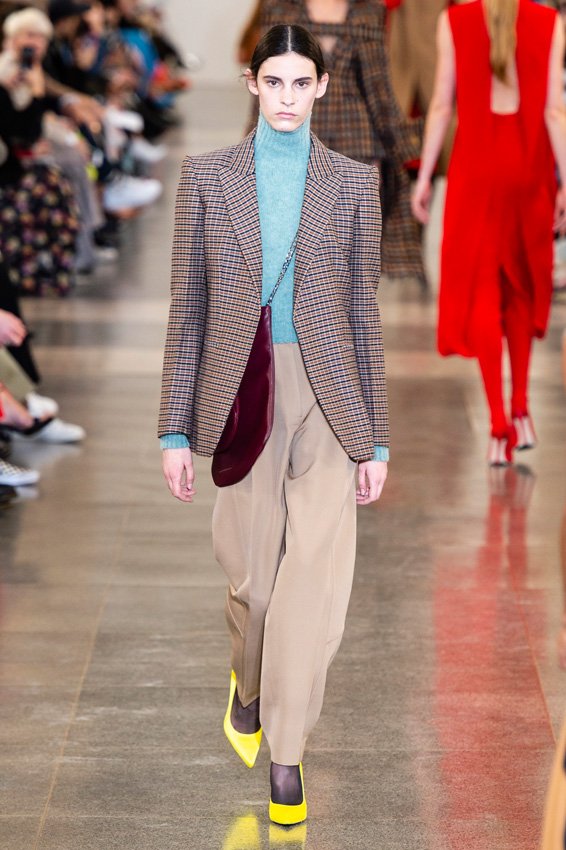 <strong>شانيل </strong><strong><span dir=LTR>CHANEL</span></strong> أقراط <span dir=LTR>Com&egrave;tes Perles</span><br />
&nbsp;