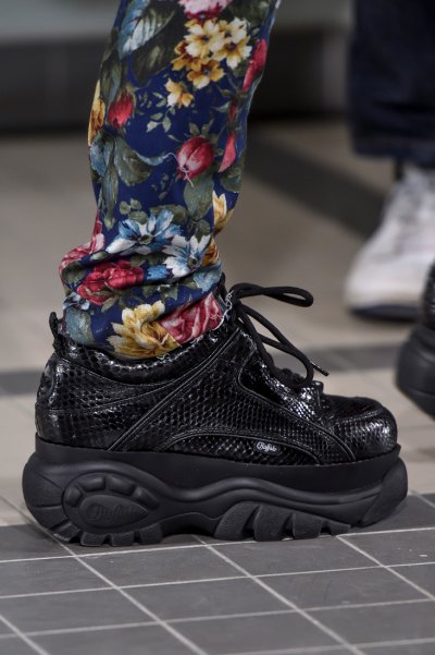 الأحذية الرّياضيّة الوحيدة التي ينبغي أن تشتريها هذا الموسم
