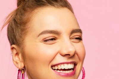Get the Perfect Beachy Eid Brows from Benefit Cosmetics
