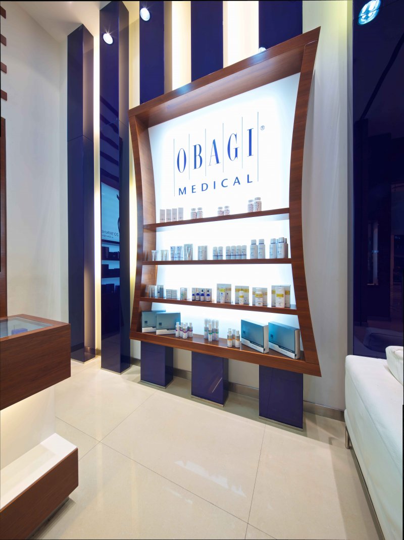 دكتور من عالم الجمال تجيب إلى كافّة أسئلتكنّ