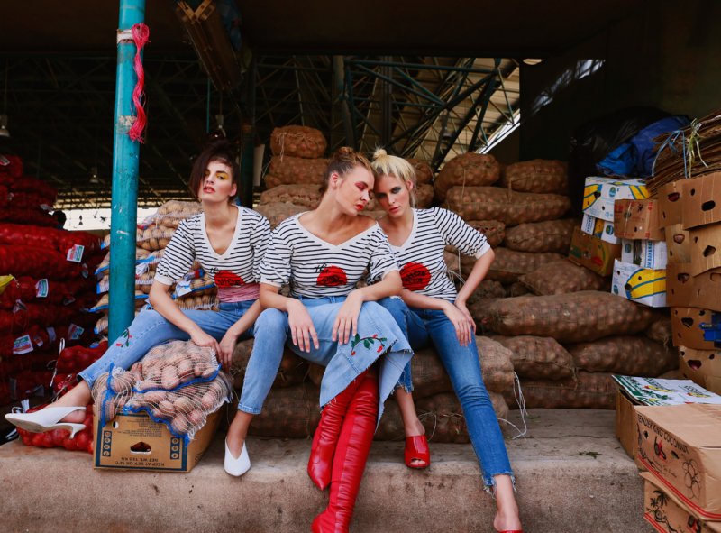 علامة Unravel Project<br />
<em>من موقع</em> <em>Net-A-Porter</em><br />
&nbsp;