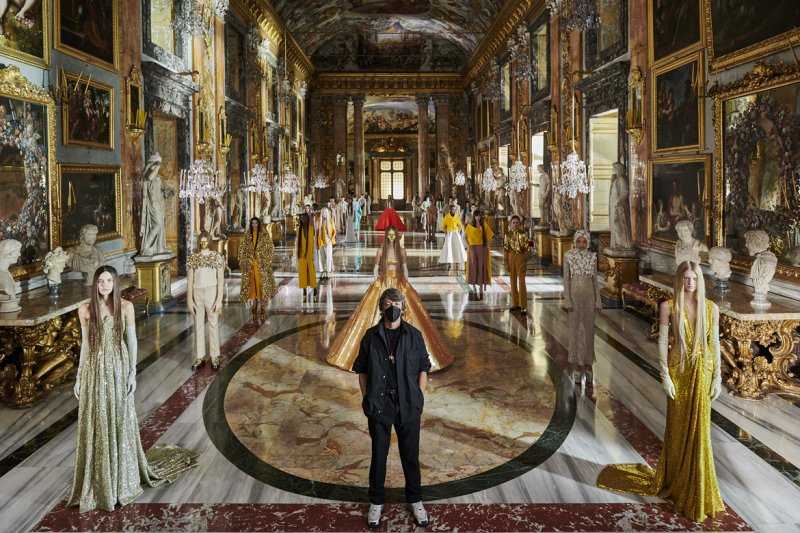 Live Streaming - Valentino Haute Couture Fall/Winter 2021-2022 Show
