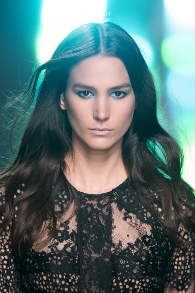 Beauty Look of the Week – How To Recreate Elie Saab's SS2015 Runway Look