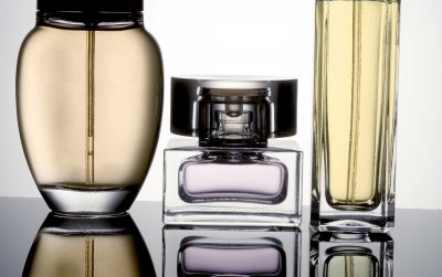 الفرق ما بين العطر وماء التواليت 