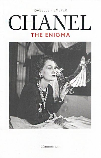 كتاب الأسبوع &ndash; Chanel: The Enigma
