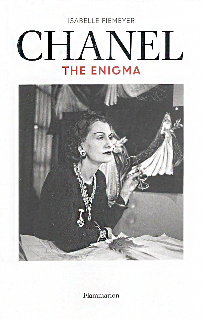 كتاب الأسبوع – Chanel: The Enigma
