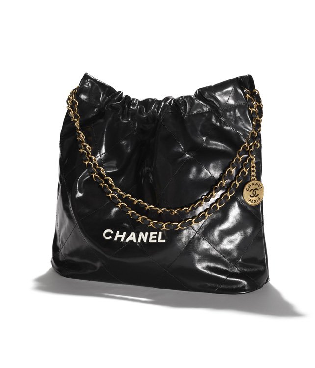 The “CHANEL 22” Bag for the Year 2022 | Azyaamode