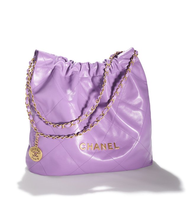 The “CHANEL 22” Bag for the Year 2022 | Azyaamode